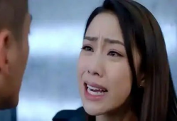 美女露奶视频,意外曝光！美女露奶视频引发热议